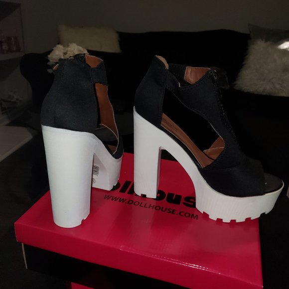 Platform Heels - Picture 3 of 3